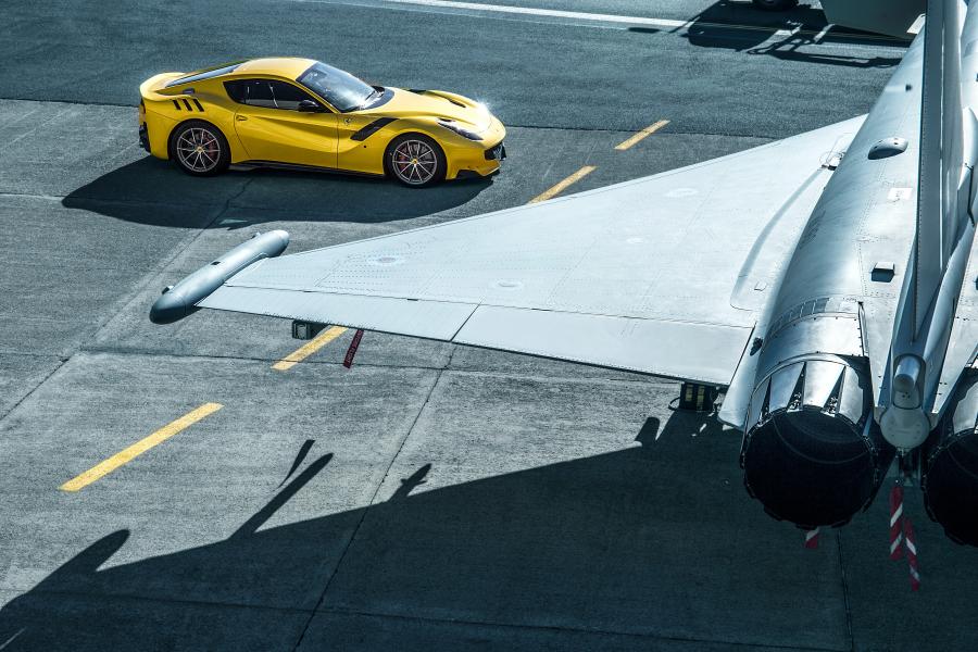  Ferrari F12tdf 2015 года  (WW) (фото 34 из 40)